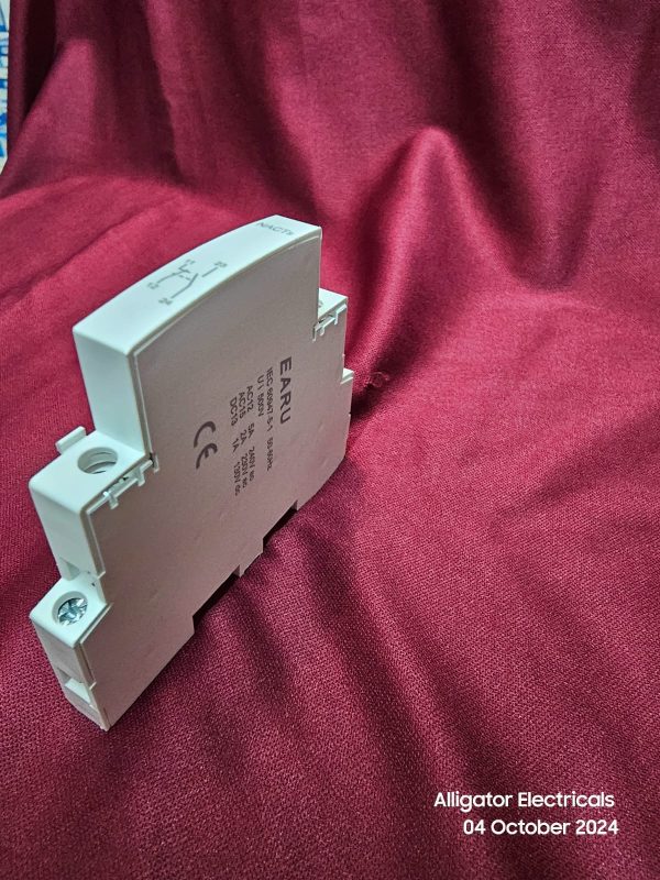 Auxiliary Contacts 2NO1NO1NC for Modular Contactors - Image 4